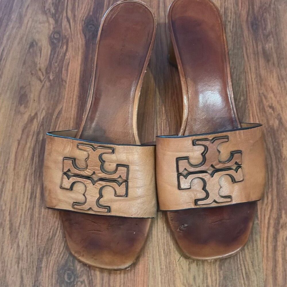 Tory Burch Ines brown leather slides heels sandals. Size 9.